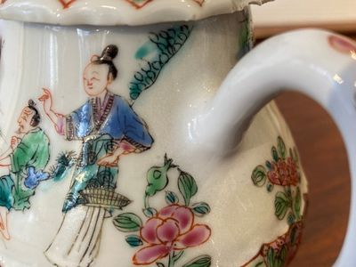 Théière couverte en porcelaine de Chine famille rose à décor de pêcheurs, Yongzheng — photo 11