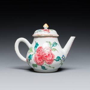 Théière couverte en porcelaine de Chine famille rose à décor de pivoines, Yongzheng — photo 4
