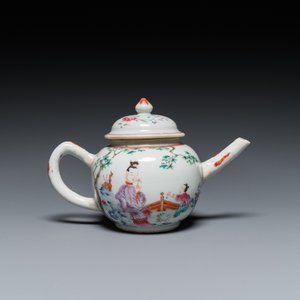 Théière couverte en porcelaine de Chine famille rose à décor d'une dame et un enfant dans un jardin, Qianlong — photo 4