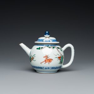Théière couverte en porcelaine de Chine famille verte à décor d'une grue et d'un cerf, Kangxi — photo 2