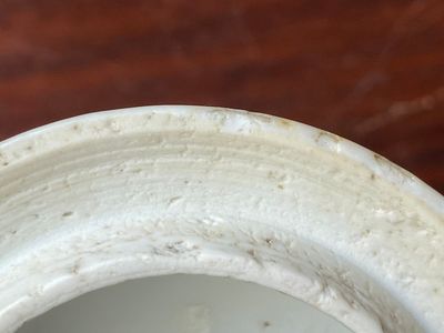 Théière en porcelaine de Chine famille rose à décor d'une Européenne en pose érotique, Yongzheng — photo 19