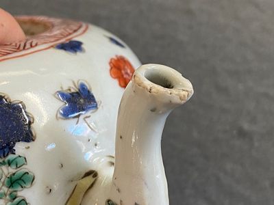 Théière en porcelaine de Chine famille verte à décor d'antiquités, Kangxi — photo 15