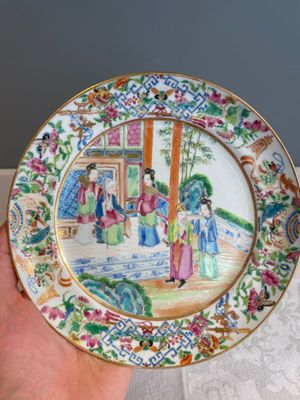 Thirteen Chinese Canton famille rose plates with narrative design, 19th C. — photo 8