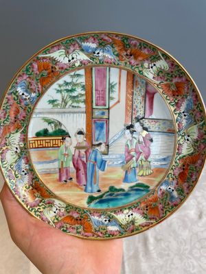 Thirteen Chinese Canton famille rose plates with narrative design, 19th C. — photo 10