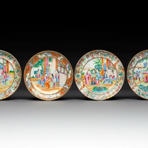 Thirteen Chinese Canton famille rose plates with narrative design, 19th C. — photo 2