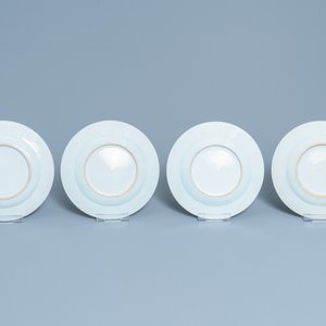 Thirteen Chinese famille rose bianco sopra bianco plates, Qianlong — 照片 3