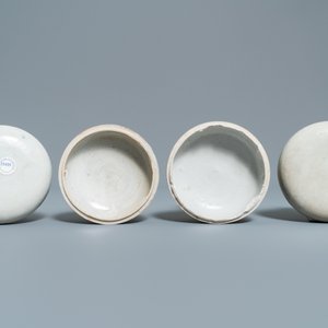 Thirteen Chinese Swatow boxes and covers, Binh Tuan shipwreck, Ming — 照片 13