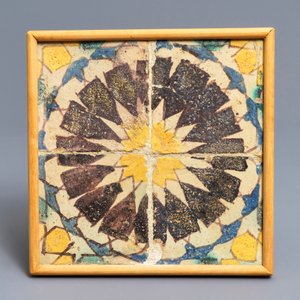 Thirteen polychrome Spanish tiles, Seville and Toledo, 15/16th C. — photo 5