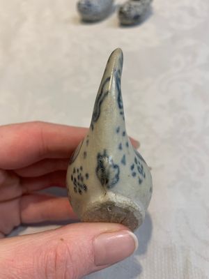 Three Annamese or Vietnamese blue and white fish-form water droppers, 15/16th C. — photo 3