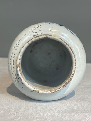 Three blue and white Dutch Delft albarelli, 18th C. — photo 32