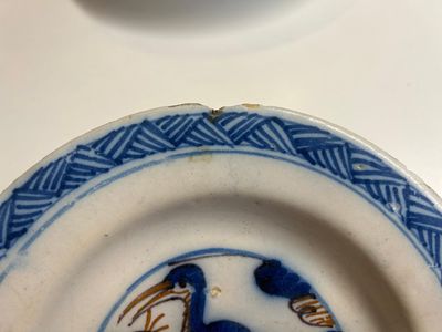 Three blue, white and iron-red Talavera pottery dishes, Spain, 17th C. — photo 5