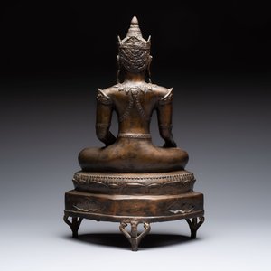Three bronze sculptures of deities, South Asia/Southeast Asia, 19/20th C. — foto 16