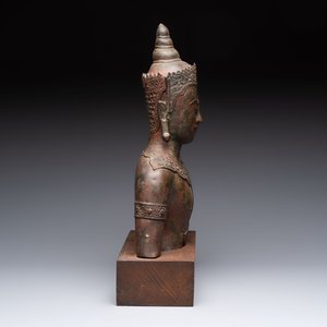 Three bronze sculptures of deities, South Asia/Southeast Asia, 19/20th C. — foto 5