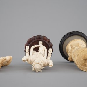 Three carved ivory figures, Japan and India, 19th C. — photo 5