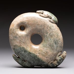 Three Chinese archaistic jade carvings, 20th C. — photo 10