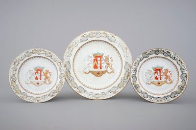 Three Chinese armorial export porcelain bianco sopra bianco and grisaille plates, Qianlong, 18th C.
