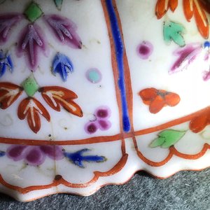 Three Chinese Bencharong-style footed bowls for the Thai market, 19th C. — photo 14