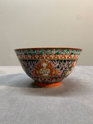 Three Chinese black-ground Bencharong bowls for the Thai market, 19th C. — photo 14