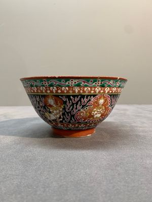 Three Chinese black-ground Bencharong bowls for the Thai market, 19th C. — photo 15