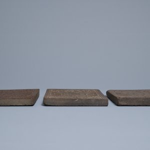 Three Chinese black tea bricks, Hubei, 20th C. — photo 3