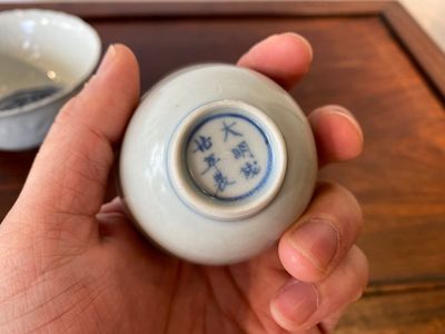 Three Chinese blue and white bowls, Ming — photo 10