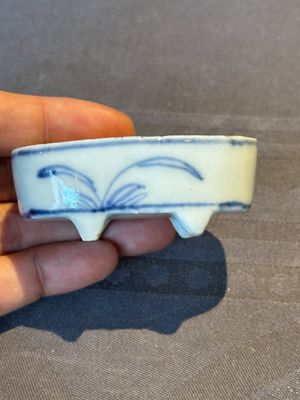 Three Chinese blue and white incense boxes and covers for the Japanese market, late Ming, 17th C. — 照片 5