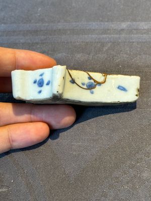 Three Chinese blue and white incense boxes and covers for the Japanese market, late Ming, 17th C. — 照片 10