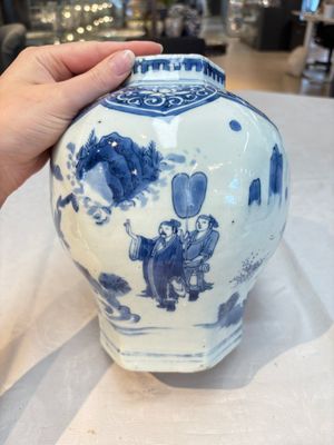 Three Chinese blue and white 'Lian Sheng San Ji 連升三級' vases, Transitional period — foto 1