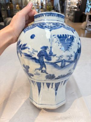 Three Chinese blue and white 'Lian Sheng San Ji 連升三級' vases, Transitional period — foto 10