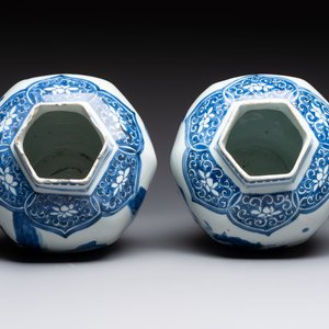 Three Chinese blue and white 'Lian Sheng San Ji 連升三級' vases, Transitional period — foto 12