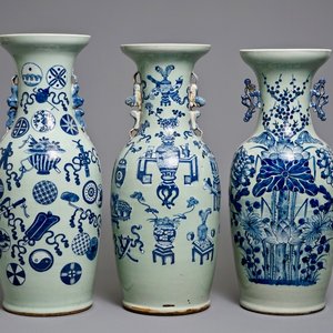 Three Chinese blue and white on celadon ground vases, 19/20th C. — photo 1