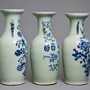 Three Chinese blue and white on celadon ground vases, 19/20th C. — photo 2