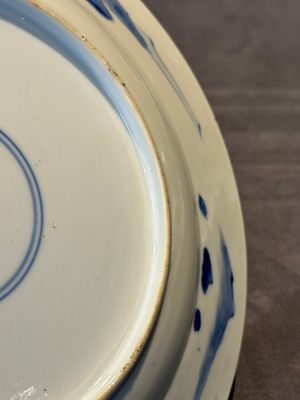 Three Chinese blue and white plates with figural design, Chenghua and Kangxi mark, Kangxi — photo 20