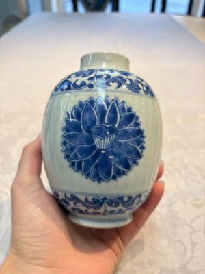 Three Chinese blue and white tea caddies, Chenghua mark, Shunzhi and later — photo 11