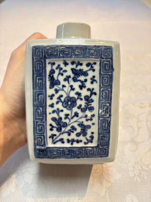 Three Chinese blue and white tea caddies, Chenghua mark, Shunzhi and later — photo 4