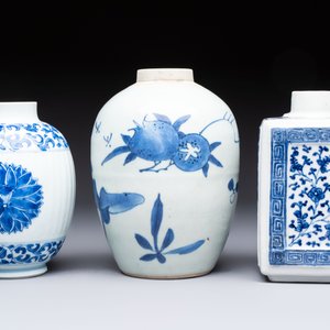 Three Chinese blue and white tea caddies, Chenghua mark, Shunzhi and later — photo 2