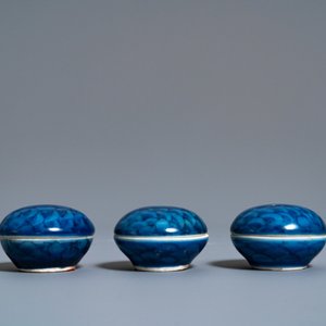 Three Chinese blue and white vases and three covered boxes, Hatcher cargo shipwreck, Transitional period — photo 9