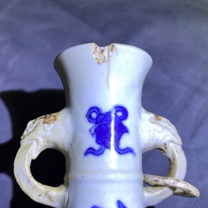 Three Chinese blue and white vases, Kangxi — photo 14