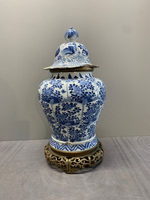 Three Chinese blue and white vases, Kangxi — photo 4