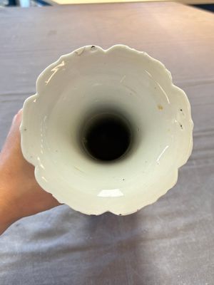 Three Chinese blue and white vases, Kangxi — 照片 17