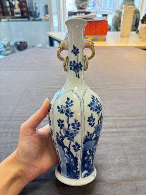 Three Chinese blue and white vases, Kangxi — 照片 9