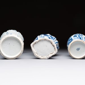 Three Chinese blue and white vases, Kangxi — 照片 6