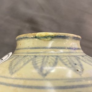 Three Chinese blue and white vases, Ming — 照片 8