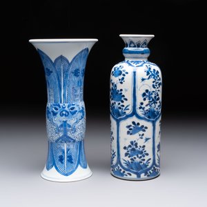 Three Chinese blue and white vases, one with wooden cover, Kangxi — 照片 4