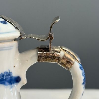 Three Chinese blue and white wares — photo 38