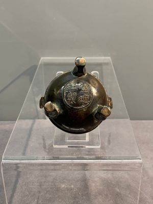 Three Chinese bronze censers, Xuande mark, Ming/Qing — photo 18