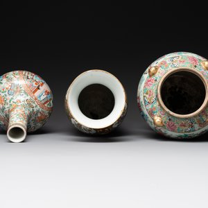 Three Chinese Canton famille rose vases with narrative design, 19th C. — 照片 3