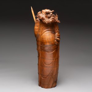 Three Chinese carved bamboo figures and a boxwood carving of a phoenix, 20th C. — photo 6
