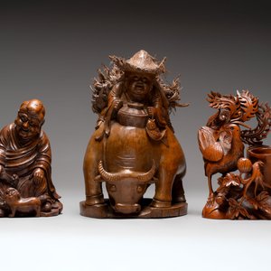 Three Chinese carved bamboo figures and a boxwood carving of a phoenix, 20th C. — photo 9