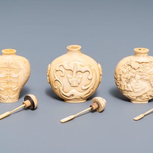 Three Chinese carved ivory snuff bottles, 19th C. — 照片 7